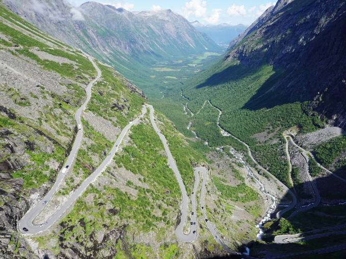 https://www.norway-adventures.com/wp-content/uploads/2022/11/Fjord-Adrenaline-Family-Adventure_DAY-10-Norwegian-scenic-route-Trollstigen.jpg